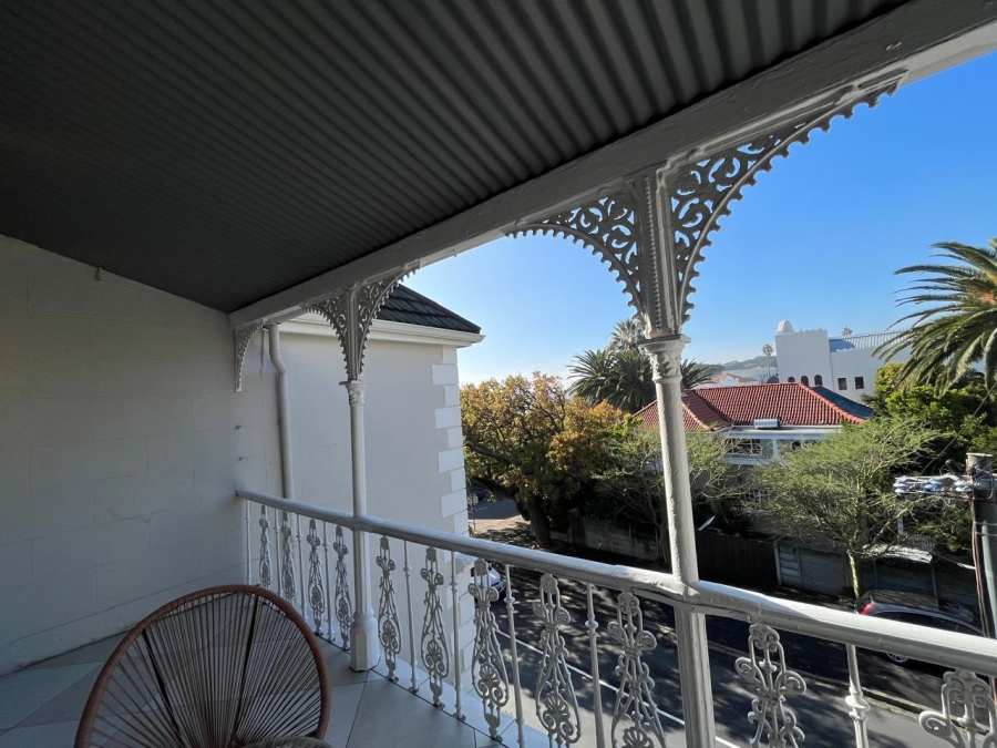 4 Bedroom Property for Sale in Oranjezicht Western Cape